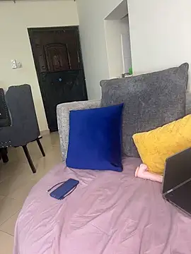 CarlaBeckky online show from 10-22-25, 05:41