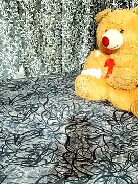 Snapshot of shuhana_ chatting on 02-19-25, 12:57 shuhana online show from 02-19-25, 12:57