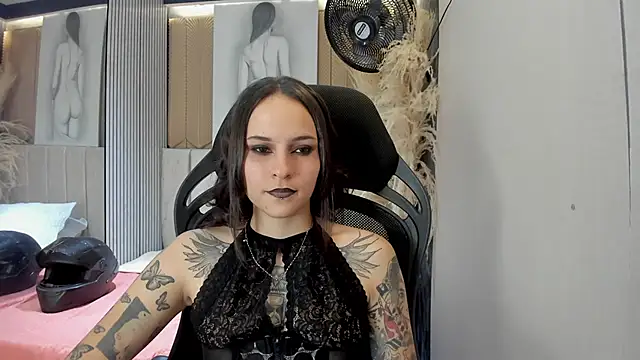 AnnyThompson  online show from 04-03-26, 10:19