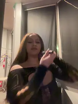 YaraHabibi online show from 12-21-25, 11:34