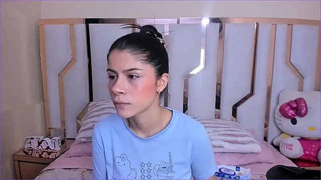 Snapshot of TifanyChill chatting on 11-04-25, 07:46 TifanyChill online show from 11-04-25, 07:46