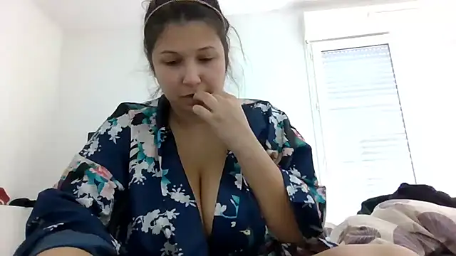 Snapshot of minette-sexy chatting on 01-12-25, 12:55 minette-sexy online show from 01-12-25, 12:55