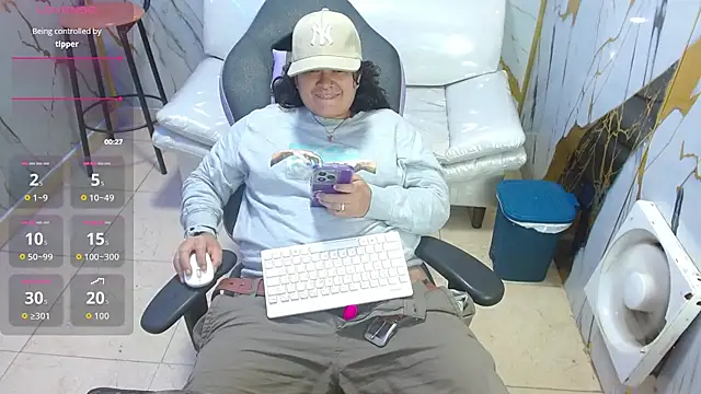 snowflake xxx online show from 01-17-26, 02:27