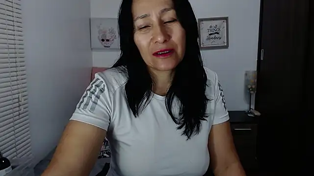 Maira B online show from 02-10-26, 11:47