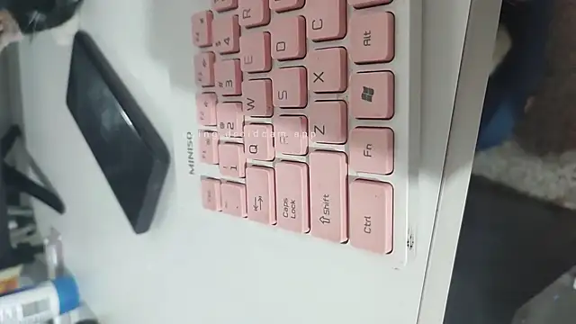 WandaDoll online show from 11-19-25, 12:05