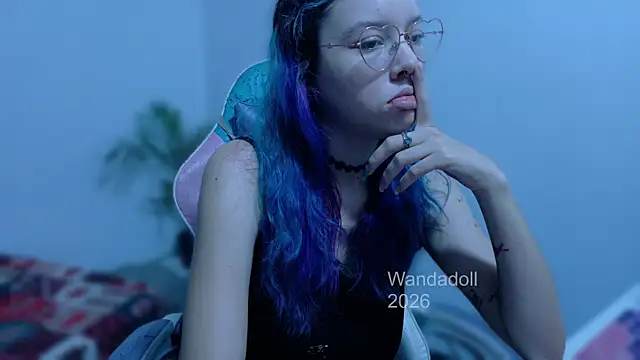 Snapshot of WandaDoll chatting on 06-04-26, 12:11 WandaDoll online show from 06-04-26, 12:11