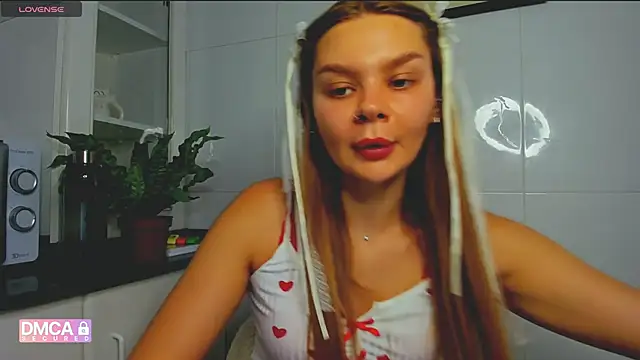 Molly sweetie online show from 06-09-26, 06:52