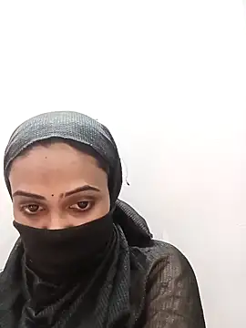 Snapshot of Yours-Bebo chatting on 01-14-25, 08:04 Yours-Bebo online show from 01-14-25, 08:04