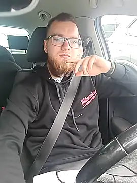 Snapshot of Sweet_bear69 chatting on 09-27-25, 08:19 Sweet bear69 online show from 09-27-25, 08:19