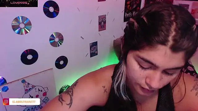 abril666 online show from 11-21-25, 05:44