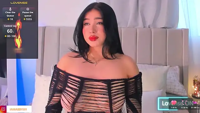 Snapshot of Abbye_blue01 chatting on 10-22-25, 08:30 Abbye blue01 online show from 10-22-25, 08:30