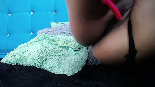 sweet skylove  online show from 01-09-26, 03:48