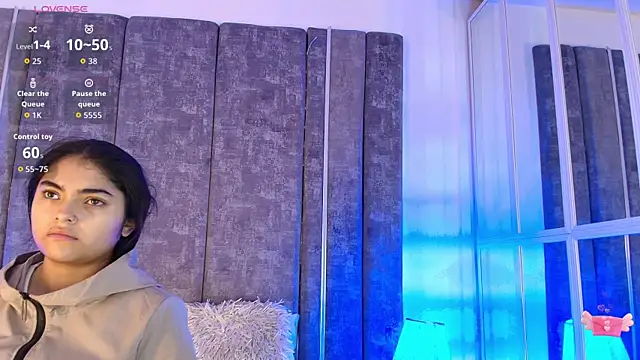 GiselOrtiz online show from 12-23-25, 10:35