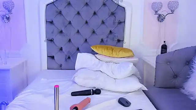 Jasmine55   online show from 12-10-24, 06:44