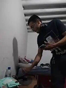 Danielitohot23cm online show from 12-16-25, 11:21