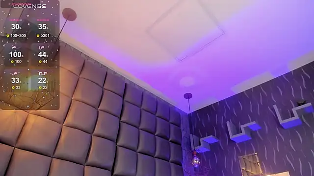 megan woll online show from 02-07-25, 02:19