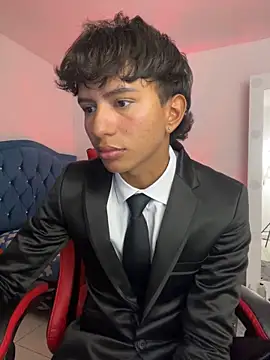 Leonarrrd 01 online show from 11-24-25, 11:04