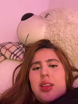 ValerieHilton online show from 11-16-25, 09:20