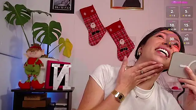 lilyy evanss online show from 12-07-24, 01:03