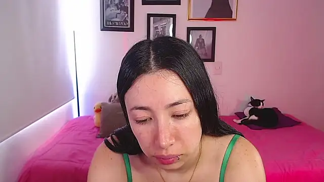 lilyy evanss online show from 02-26-25, 09:48