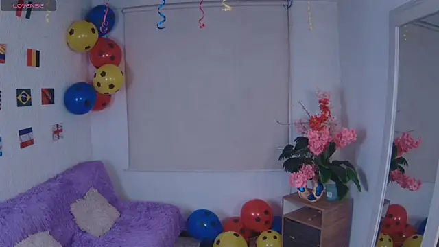 Lucy Princes online show from 07-02-26, 04:29