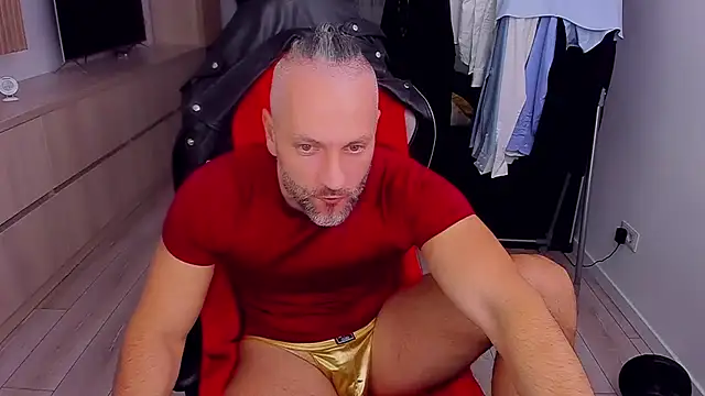 MarisMuscle online show from 10-28-25, 07:34