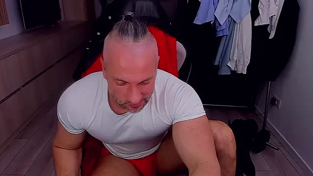 MarisMuscle online show from 05-12-26, 06:49