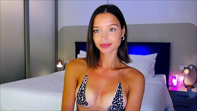 Snapshot of wow_Mia chatting on 01-27-25, 01:59 wow Mia online show from 01-27-25, 01:59