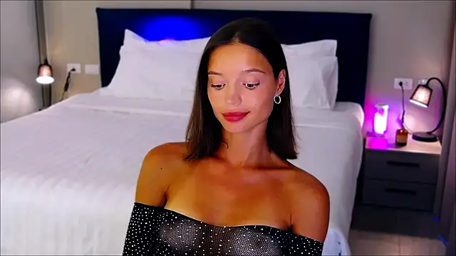 Snapshot of wow_Mia chatting on 02-26-25, 08:48 wow Mia online show from 02-26-25, 08:48