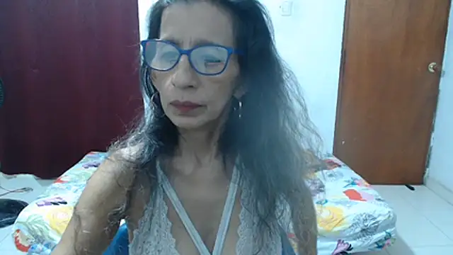 luz stella online show from 06-23-26, 03:48