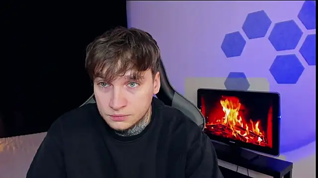 Chris Tyson online show from 02-11-25, 10:39