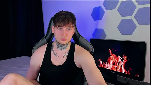 Chris Tyson online show from 03-18-25, 01:10