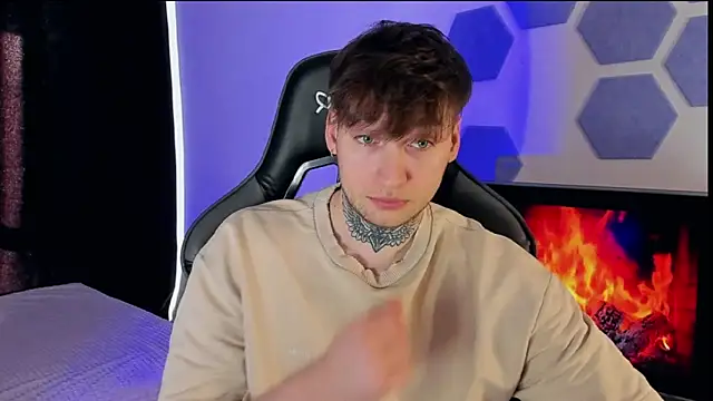 Chris Tyson online show from 03-20-25, 05:46