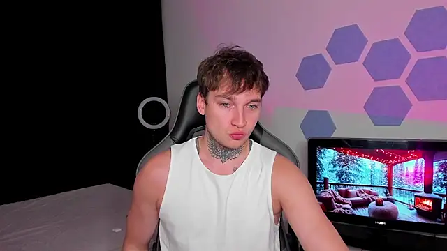 Chris Tyson online show from 10-05-25, 09:45