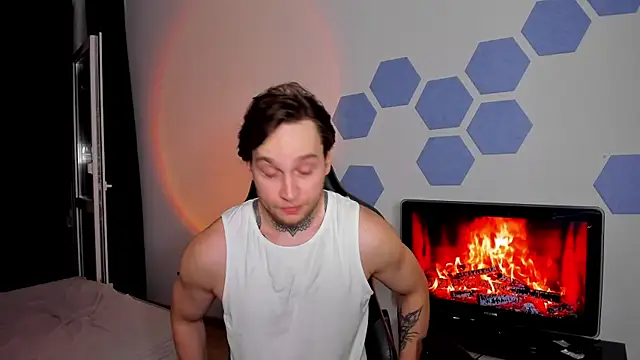Chris Tyson online show from 08-09-26, 06:35