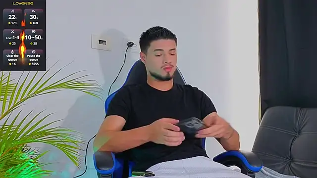 EdwardRoss  online show from 11-10-25, 07:46