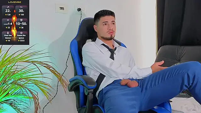 EdwardRoss  online show from 12-13-25, 08:04