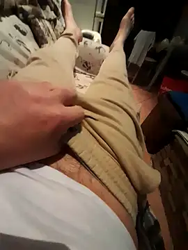 Snapshot of caigo7 chatting on 01-12-25, 08:47 caigo7 online show from 01-12-25, 08:47