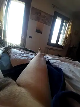 Snapshot of caigo7 chatting on 03-10-25, 10:26 caigo7 online show from 03-10-25, 10:26