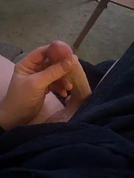 Snapshot of pietpietersen chatting on 01-07-25, 09:25 pietpietersen online show from 01-07-25, 09:25