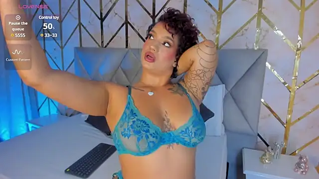 Snapshot of Arianabromw chatting on 12-05-24, 08:11 Arianabromw online show from 12-05-24, 08:11