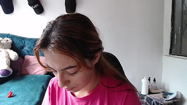 Snapshot of Kate_lorens9 chatting on 03-28-26, 03:00 Kate lorens9 online show from 03-28-26, 03:00