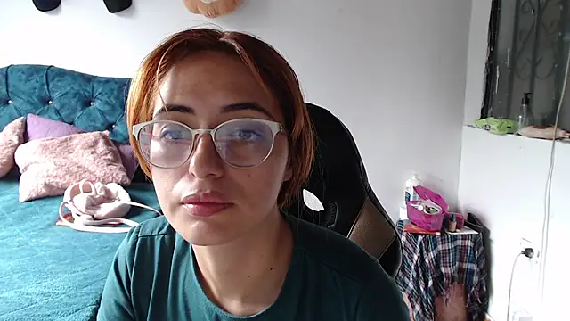 Kate lorens9 online show from 05-19-26, 02:56