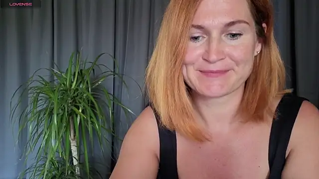 Snapshot of Sheandhim23 chatting on 05-28-26, 11:07 Sheandhim23 online show from 05-28-26, 11:07