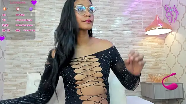 Snapshot of ZoeSmitth chatting on 11-26-25, 11:44 ZoeSmitth online show from 11-26-25, 11:44