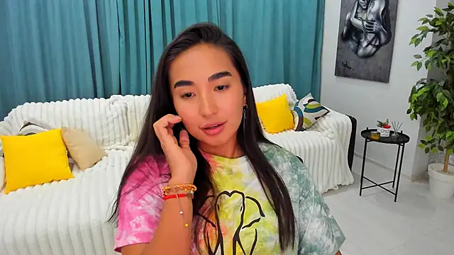 worldofkim online show from 01-17-25, 05:19