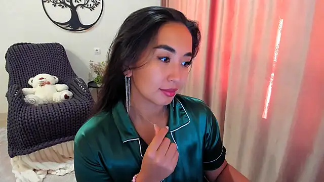 worldofkim online show from 09-09-25, 04:01