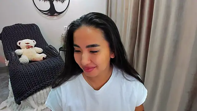 worldofkim online show from 10-22-25, 06:35