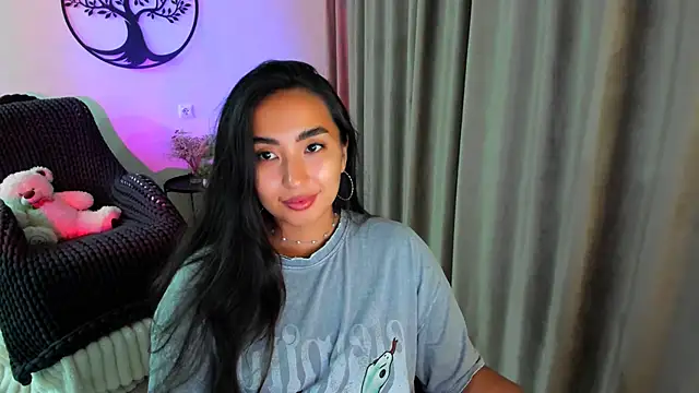 worldofkim online show from 11-10-25, 06:40