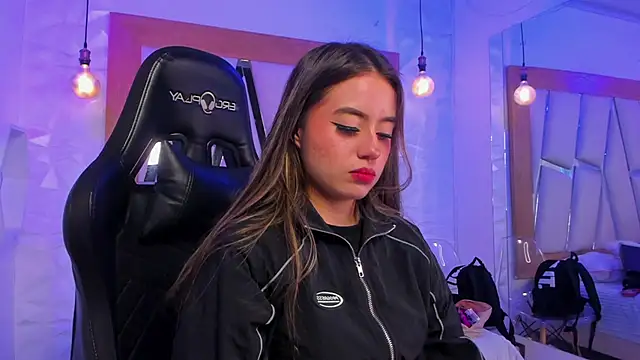 ary cooper  online show from 10-30-25, 12:39